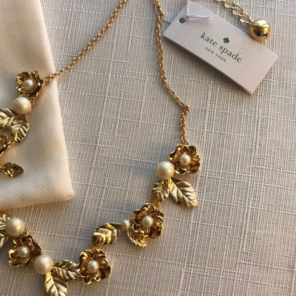 🌟3x HP🌟 NWT Kate Spade Flowers & Pearl Necklace - Picture 5 of 6